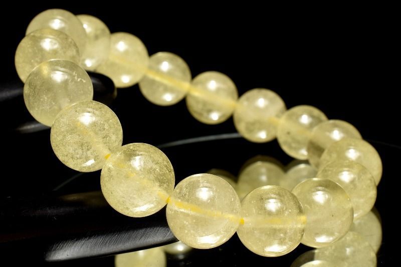 １点物 透明感あり クリストバライト内包 リビアングラス 11.5mm ブレスレット _MA241