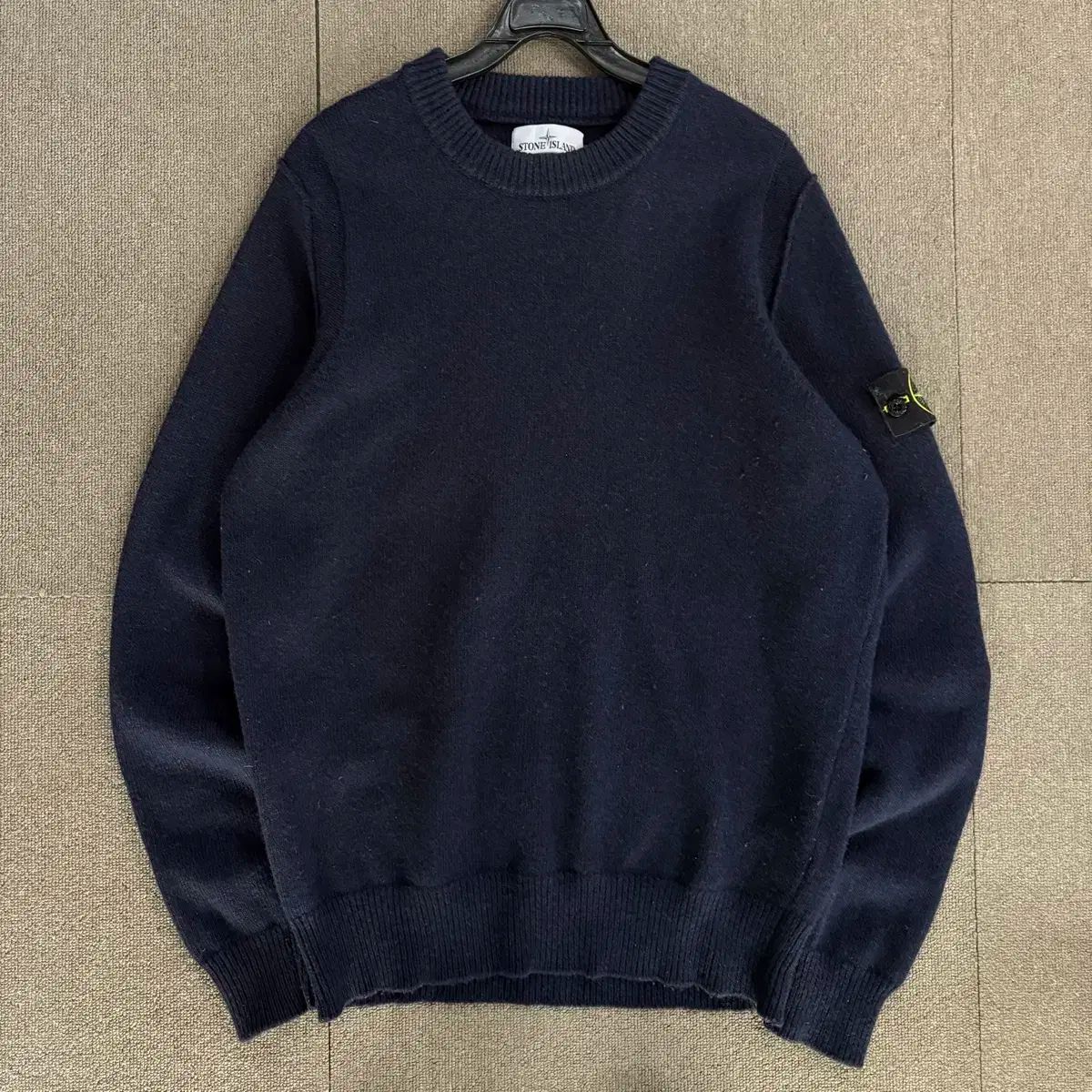 国内即発 STONE  ニット ワッフェンは含まれていません STONE ISLAND(ストーンアイランド