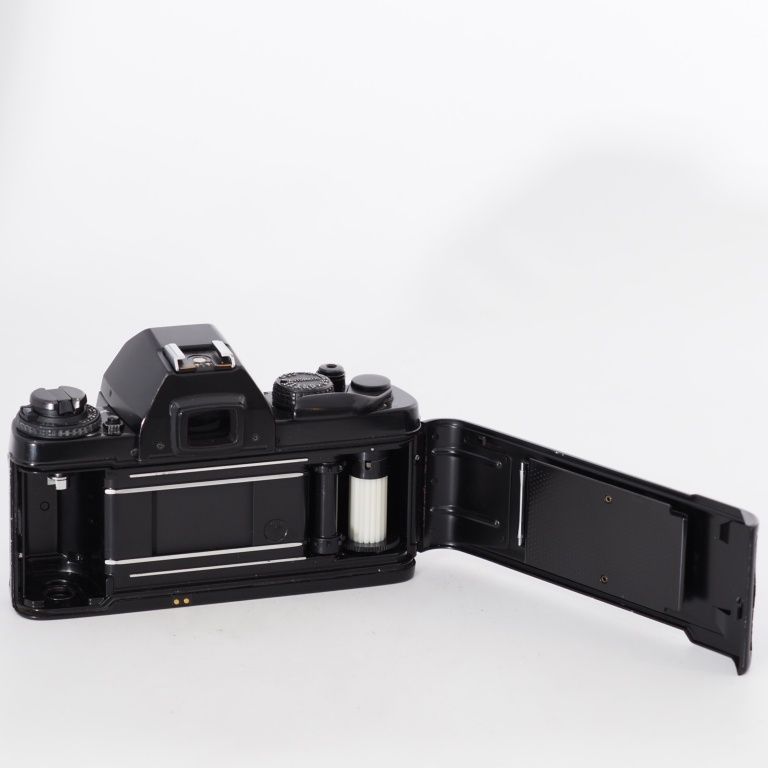 PENTAX ペンタックス LX ボディ 一眼レフフィルムカメラ #1168 PENTAX LX レビュー】プロ用高級一眼レフ「ペンタックスLX」中古