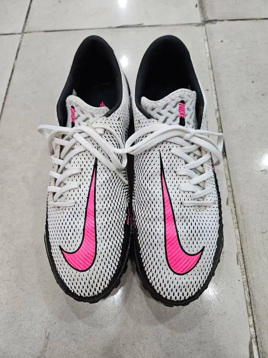 NIKE(ナイキ) CK8468 ー 160 （ 255 ）