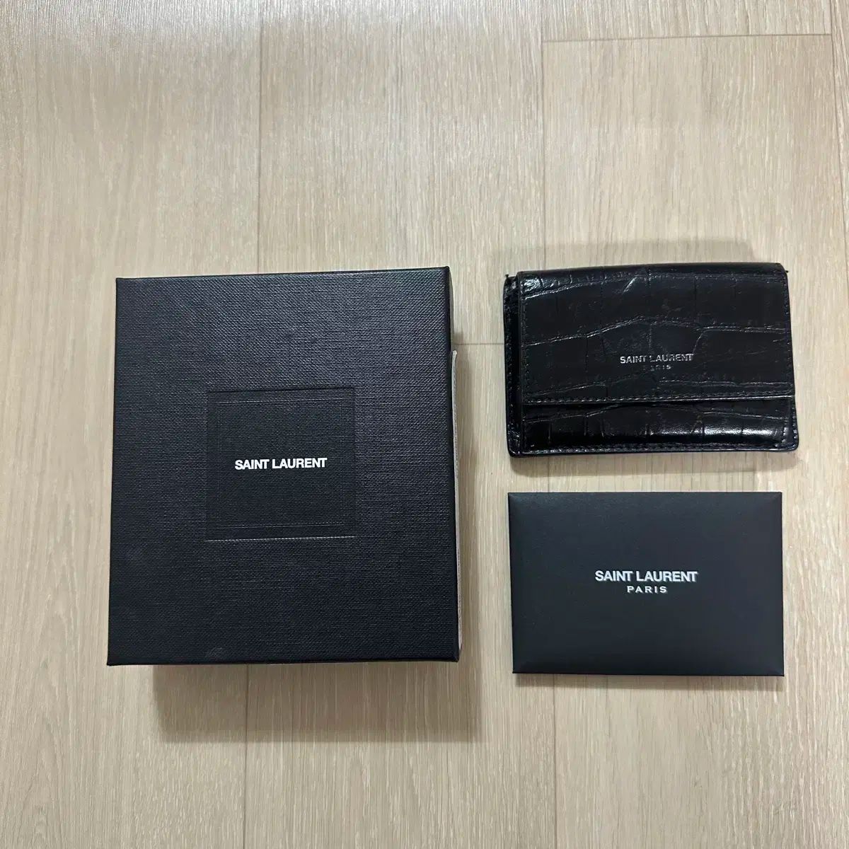 Saint Laurent サンローラン カードウォレット ブラック ユニセックス