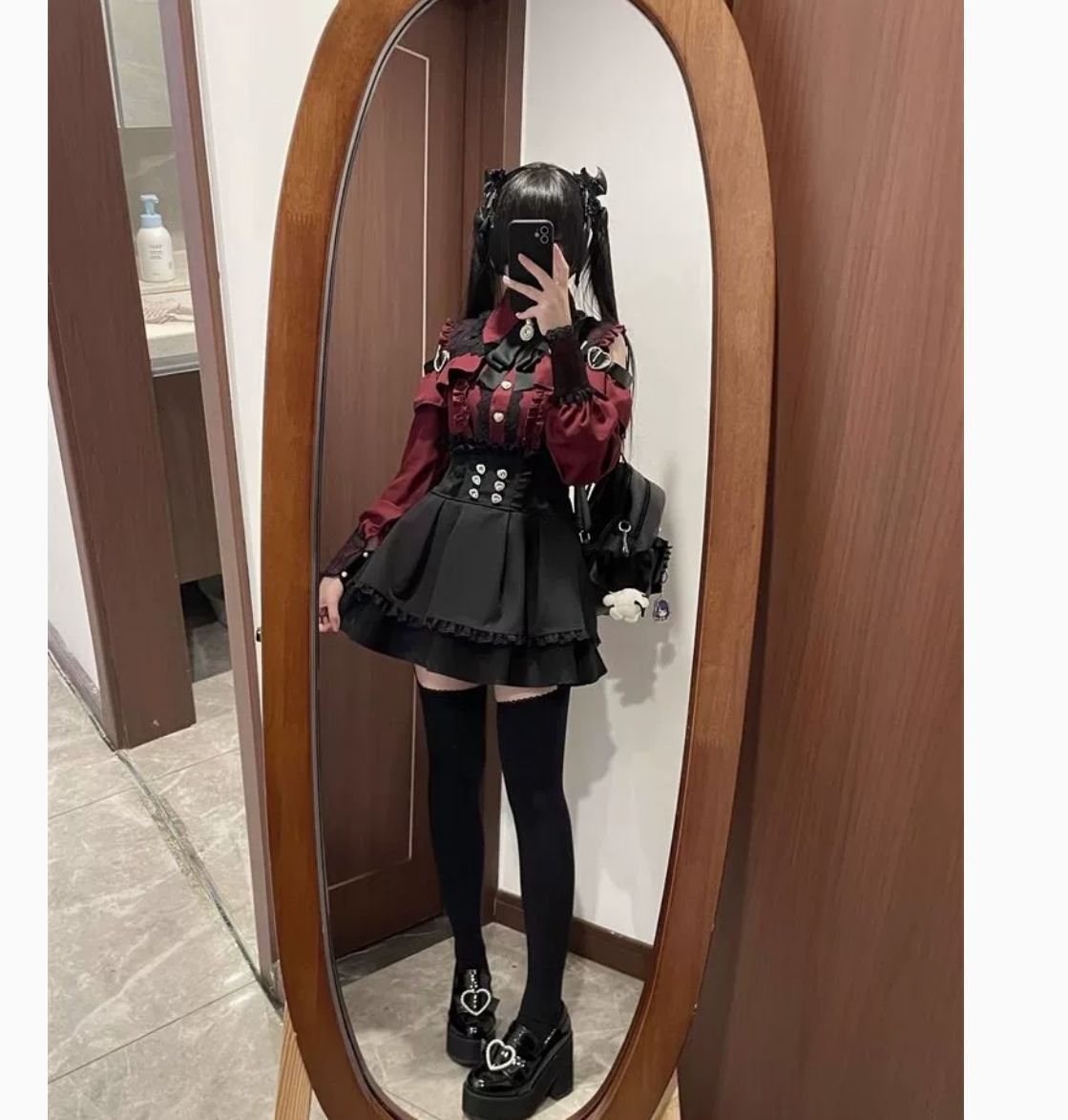 スウィートハートとの出会い ダークメイク系少女スタイル