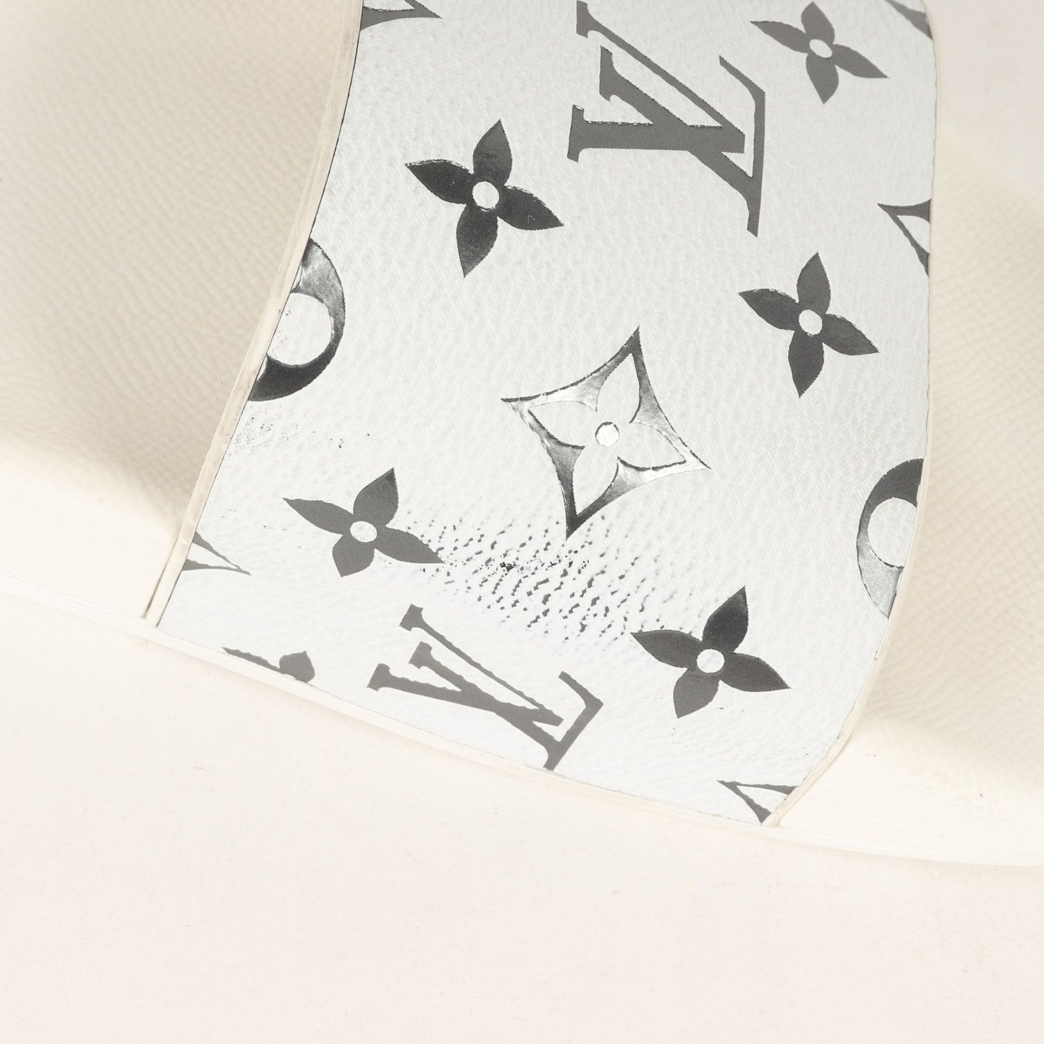 LOUIS VUITTON ルイヴィトン サンダル サイズ:7 / ウォーター