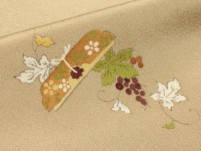 平和屋本店□極上 銀座 志ま亀 小紋 葡萄蔦の葉文 白茶色地 たとう紙