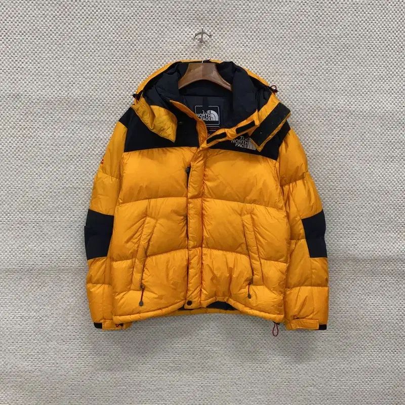 雷市場（ポンジャン）商品韓国直送】 THE NORTH FACE(ザノースフェイス) 700 フィル Nuptse(ヌプシ) グースダウン  ダウンジャケット 100 A07751 - メルカリ