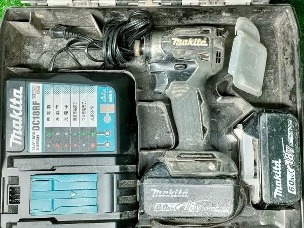 ◎マキタ インパクトドライバー TD173DRGXB マキタ純正バッテリ 充電器 ケース付 ブラック 内部オーバーホール済み 動作 済み