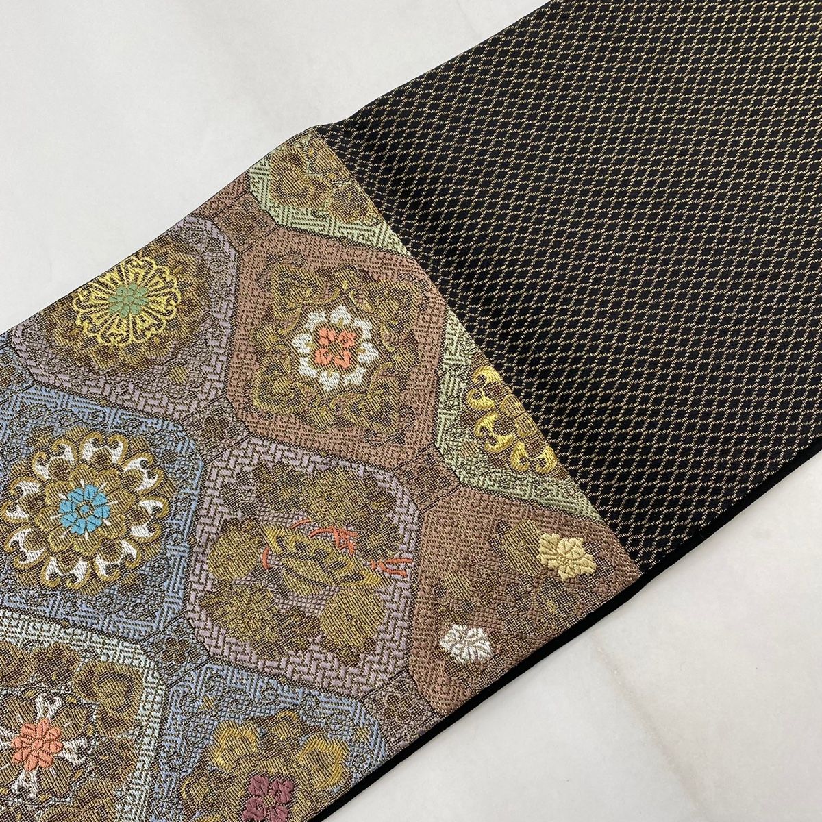 袋帯 名品 蜀江華文 唐織 金糸 青灰色 六通 正絹 【中古 袋帯 名品 蜀江華文 唐織 金糸 青灰色 六通 正絹 【中古