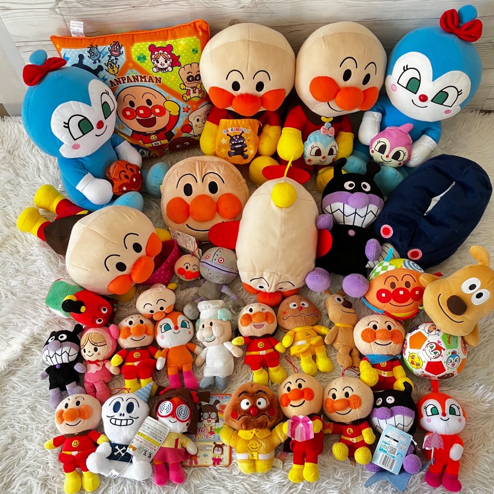 アンパンマン ぬいぐるみ まとめ売り アンパンマン ぬいぐるみ まとめ