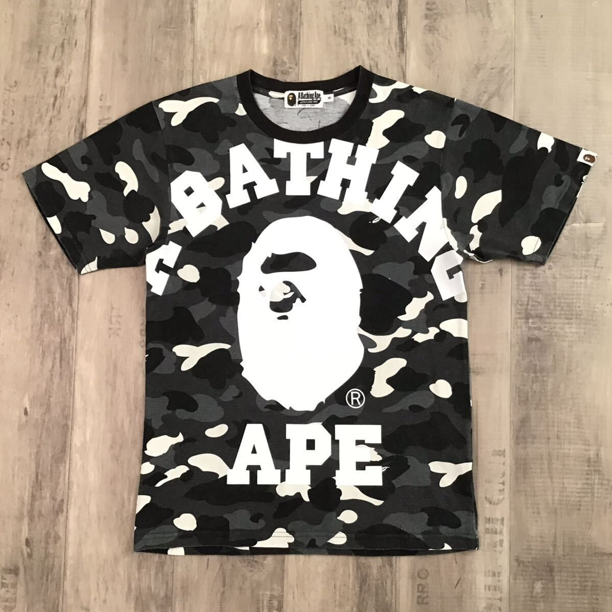 ☆蓄光☆ City camo Big college logo Tシャツ Sサイズ a bathing ape