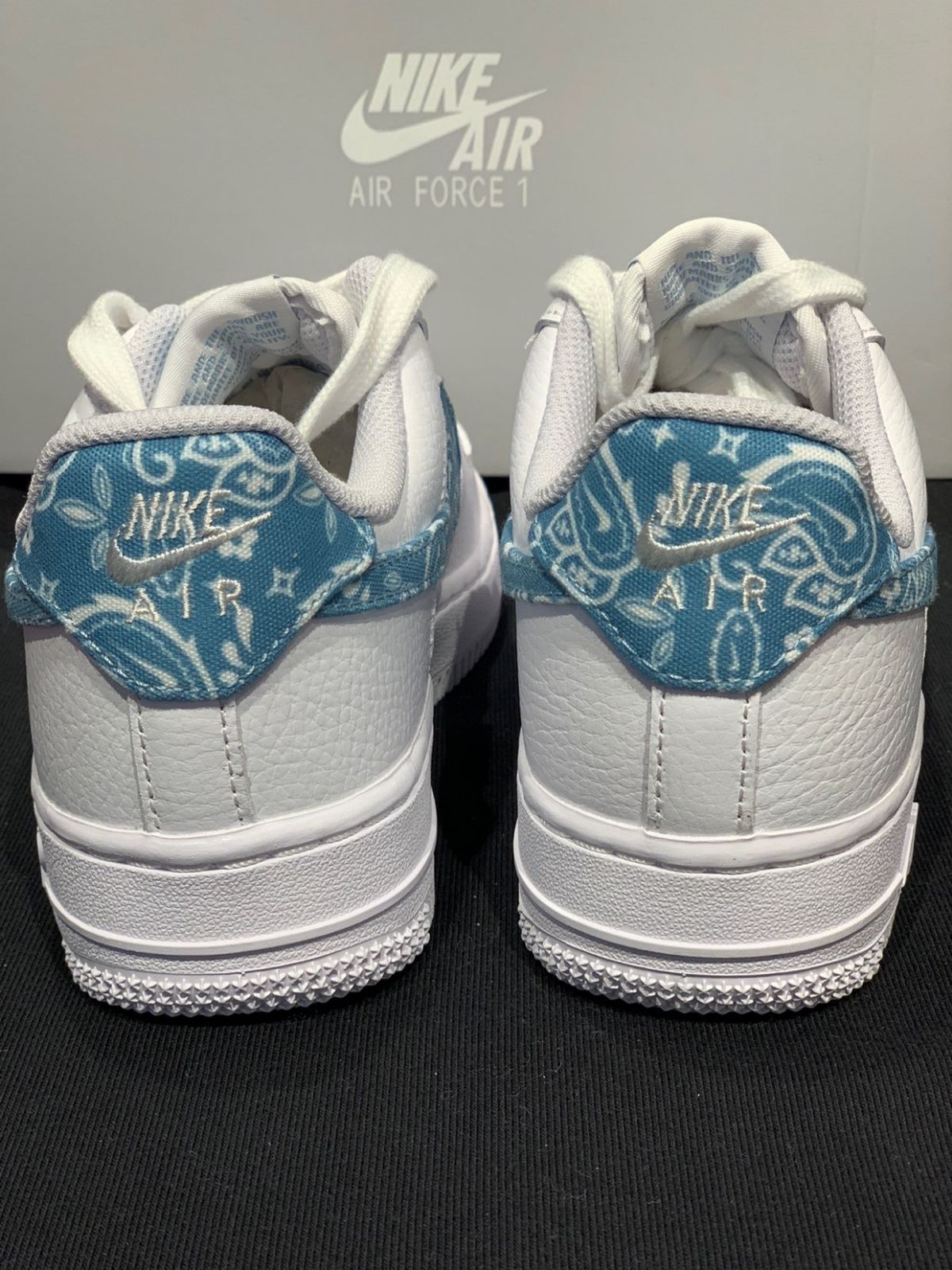 NIKE WMNS AIR FORCE 1 07 ESS white/worn blue-white-wht dh4406-100 レディース スニーカー AF1 ブルー ペイズリー