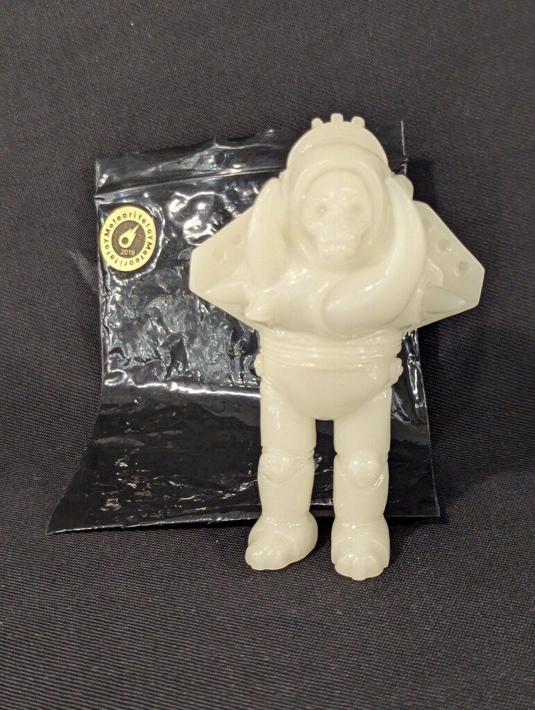 Meteoritetoy x ZOLLMEN ミニCRUSHER 56 GID
