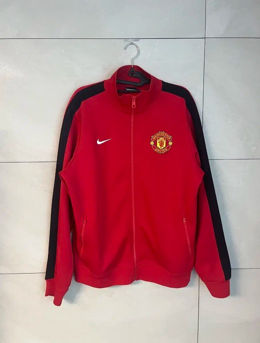 ナイキ マンチェスターユナイテッド トラックトップ XL T*様 NIKE マンチェスター・ユナイテッド XL ナイキ マンチェスター