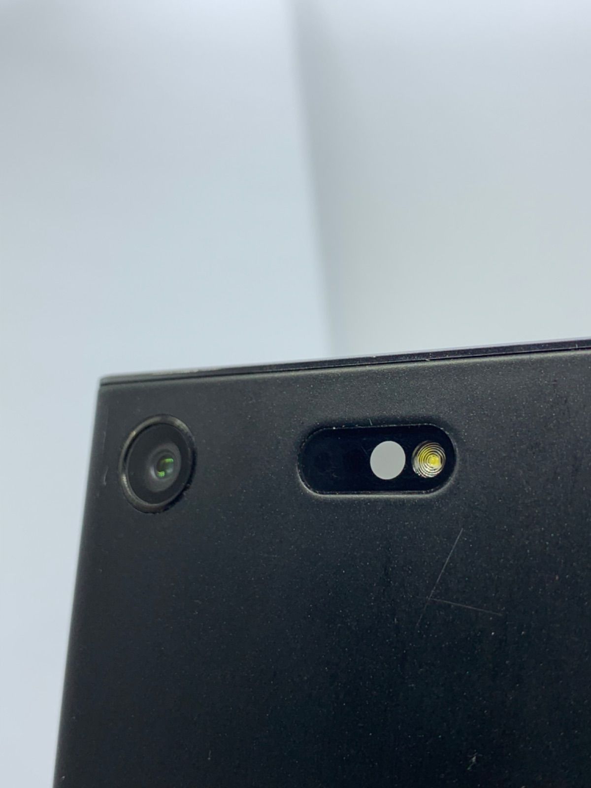 【中古品】docomo Xperia XZ1 Compact 32GB SO-02K ブラック