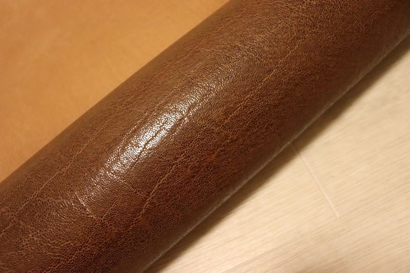 ブラウン 113ds ヌメ革 豚革 国産 レザー エレファント型押し 半裁 一枚革 レザークラフト 革 皮 本革 diy 生地 材料