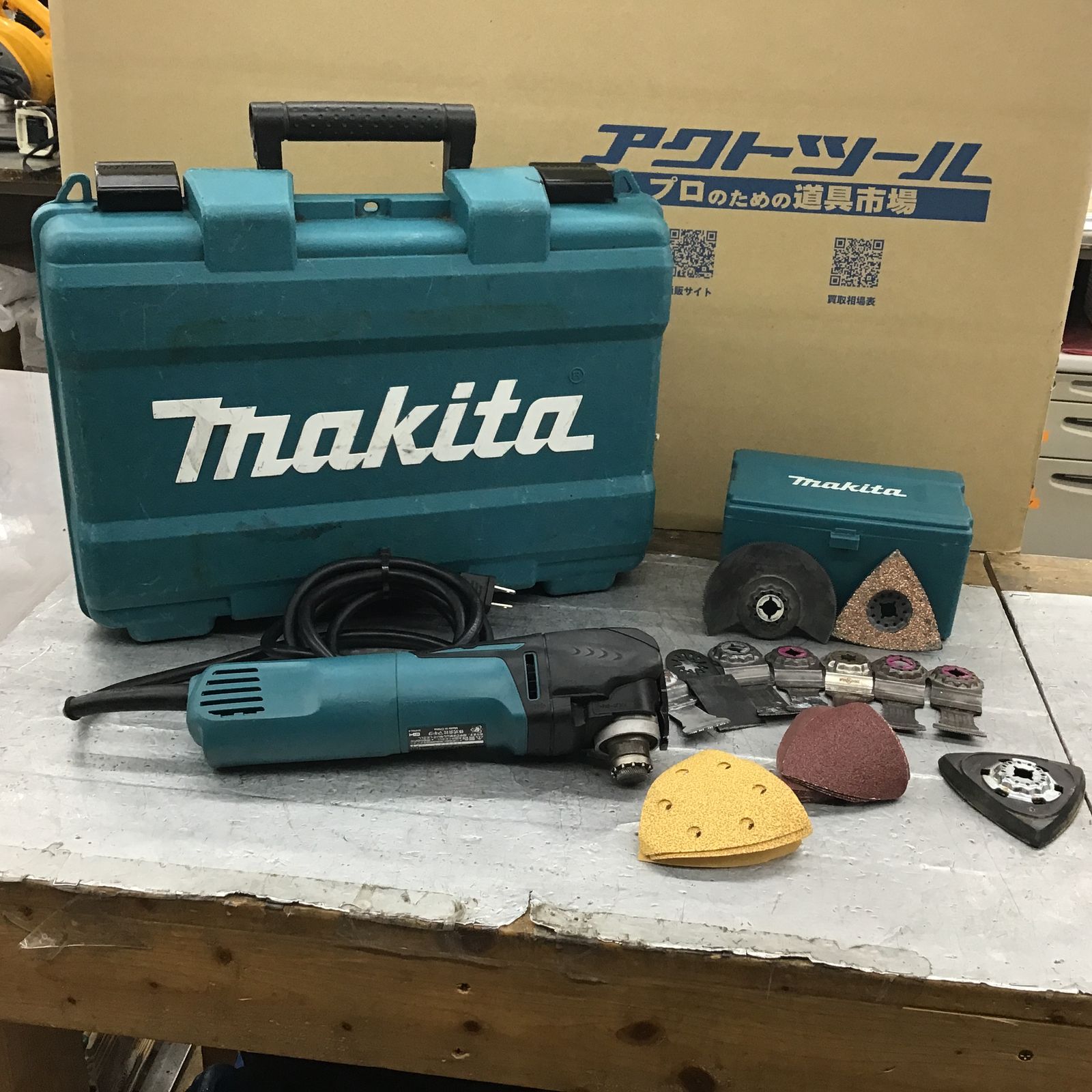 Makita TM3010CT マルチツール 展示未使用品 ☆マキタ(makita Makita TM3010CT マルチツール 展示未使用品 ☆マキタ(makita