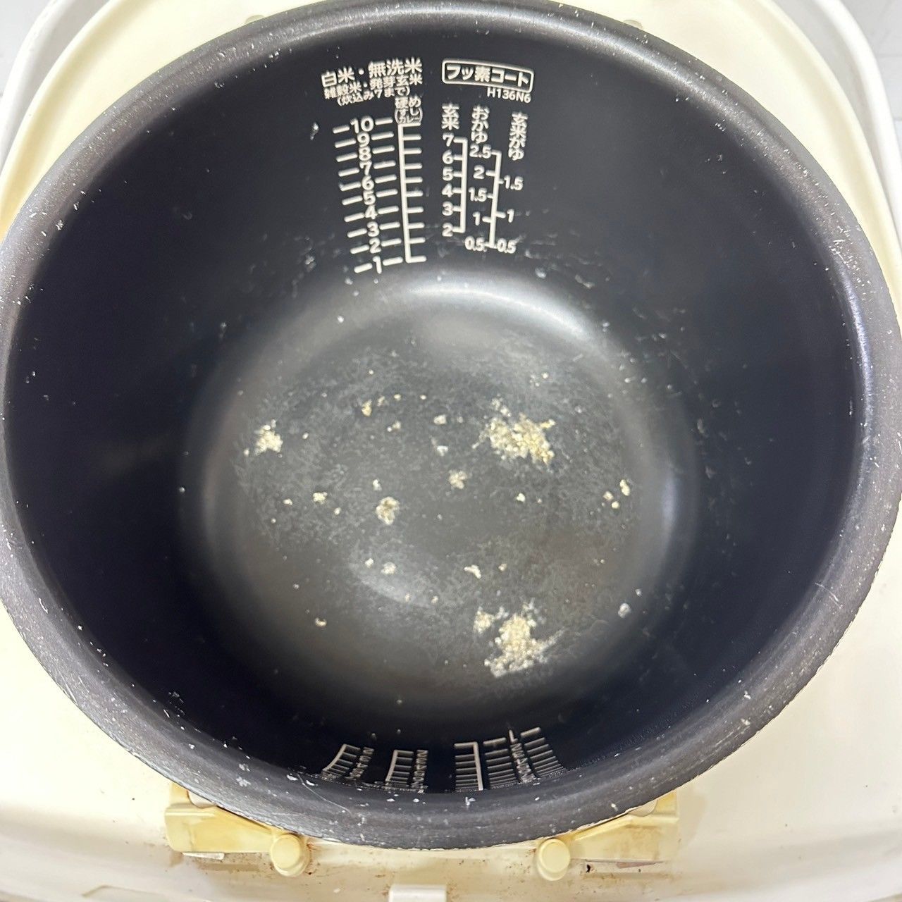 日立 IHジャー炊飯器 RZ-VV180M 白 1.8L 5878 - メルカリ