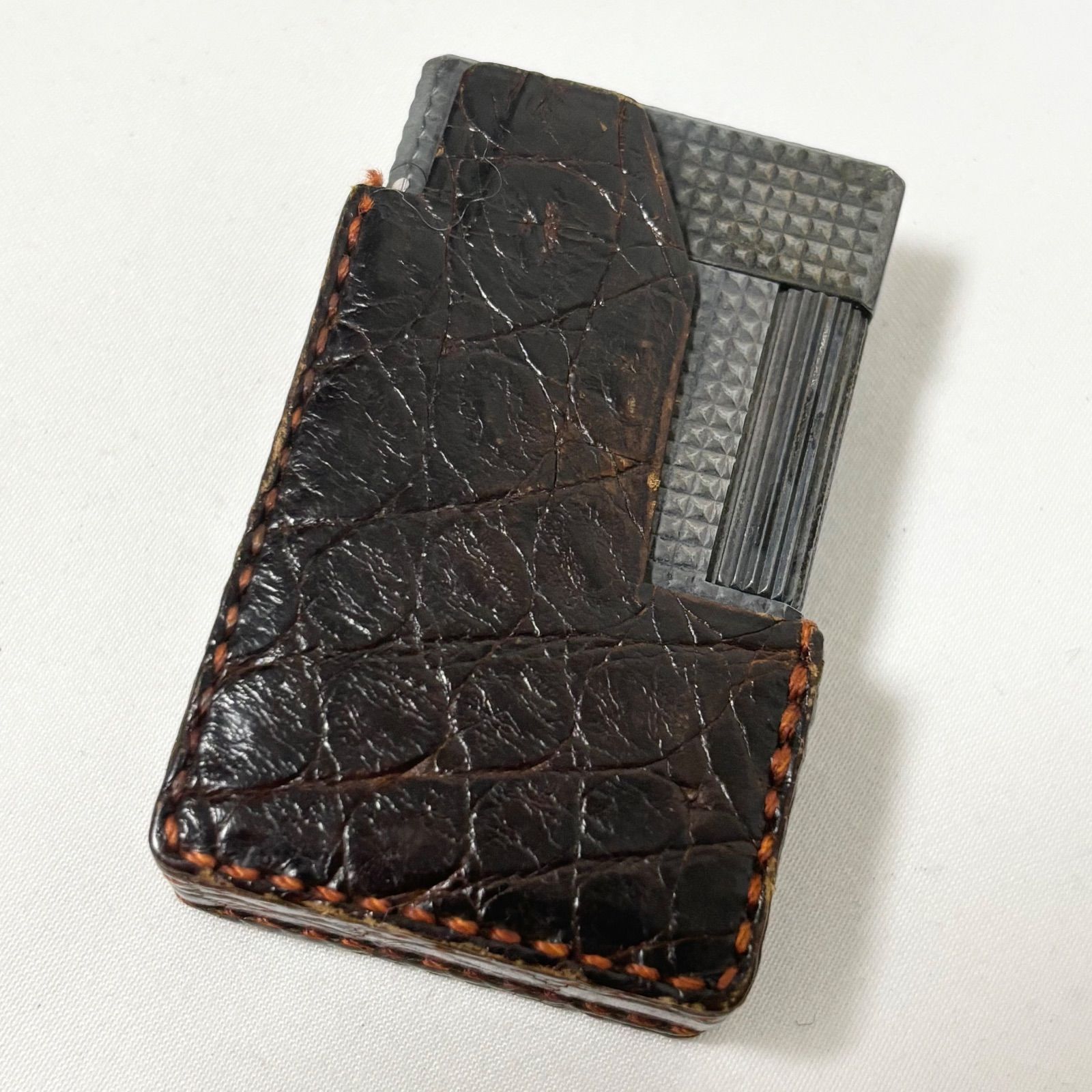 送料無料 S.T.Dupont|エステーデュポン|ガスライター|煙草|喫煙具|シルバー|着火未 |喫煙グッズ|フランス製|ケース付き
