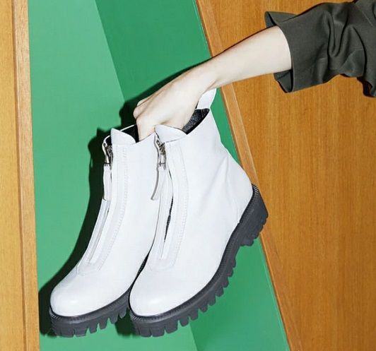 yuko imanishi+ ユウコイマニシプラス/HAKU/727030 ショートブーツ