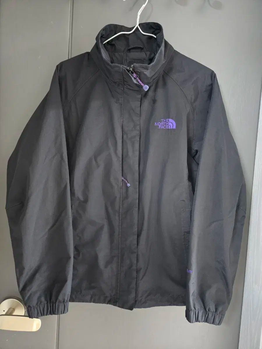 THE NORTH FACE ザ ノース フェイス 防水 ウィンドブレーカー ブラック レディース 95 66 77 状態良好