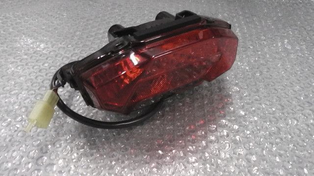 ヴェルシスX250 ツアラー　LE250D-A05xxx　の　テールランプ　:#1701999011