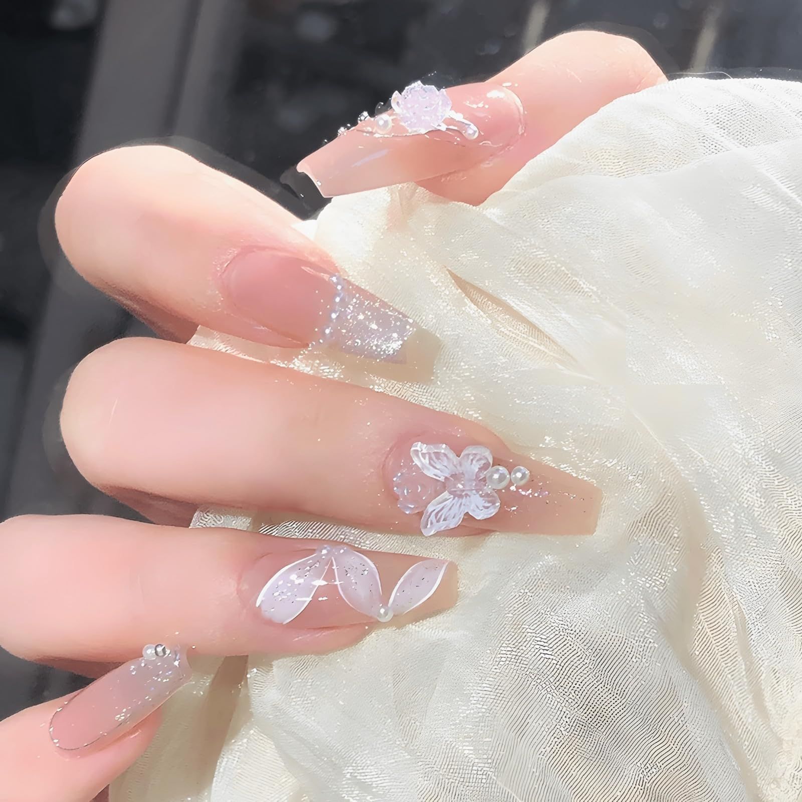 新着商品】(Z449) バレリーナ 可愛い 短め チップ 付け爪 ネイル