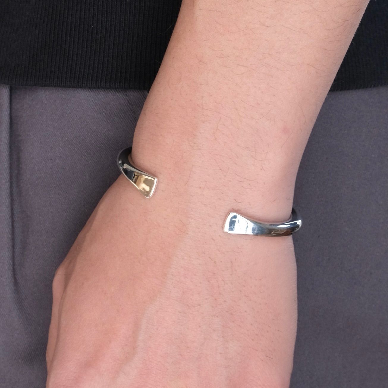 シルバー925製 ラウンドバングル