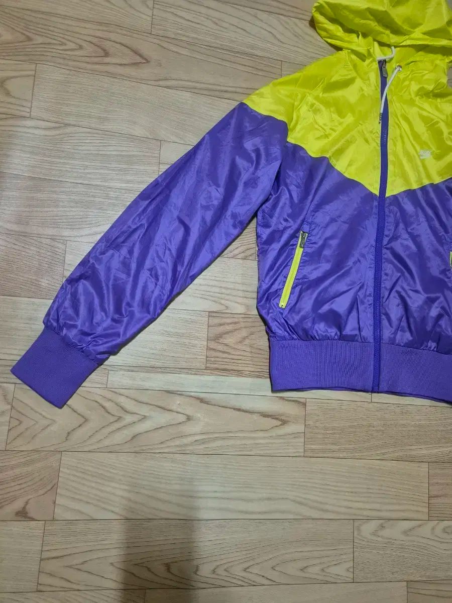 NIKE ナイキ