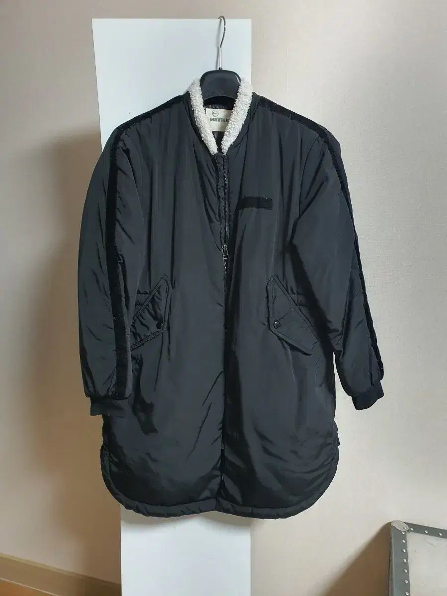 DENIM IN THE BOX ダウン ブラック デニム インザボックス