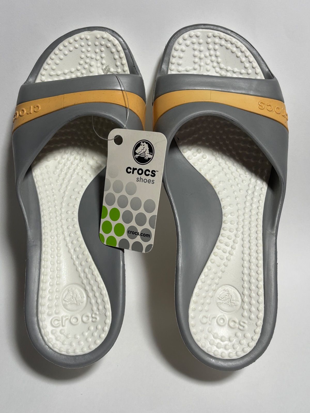 人気 crocs クロックス ササリー　サンダル　W7 クロックス ササリー サンダル W7 ブラック ウエッジソール 廃盤