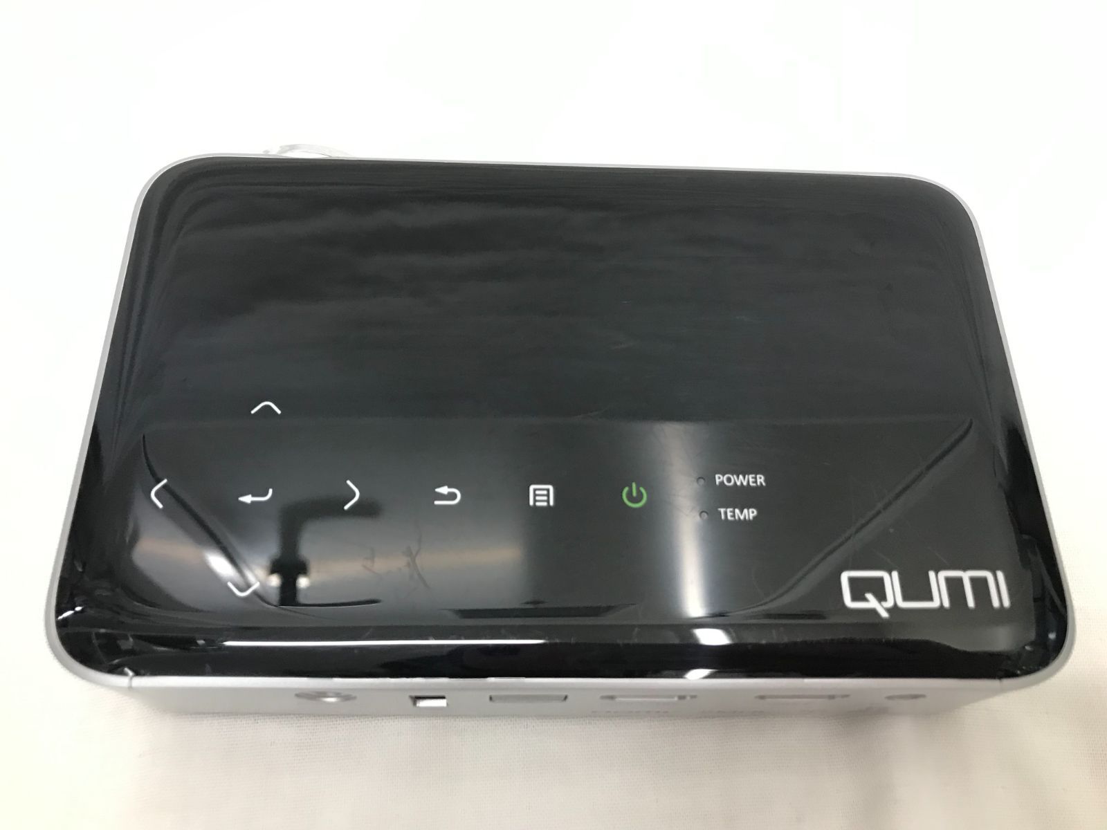 小型プロジェクター QUMI Q6