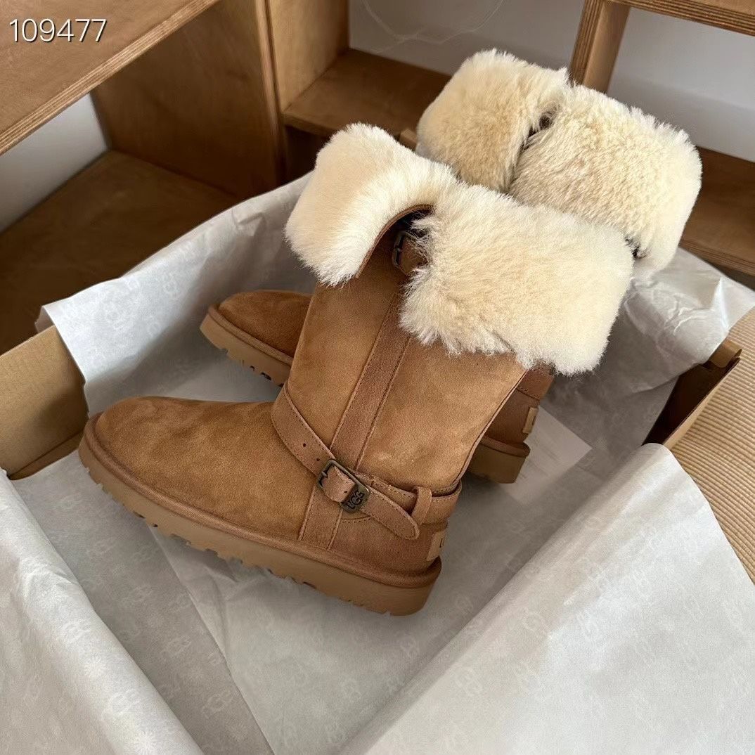 極美品 UGG アグ レディース ブーツ クラシック ショート - メルカリ