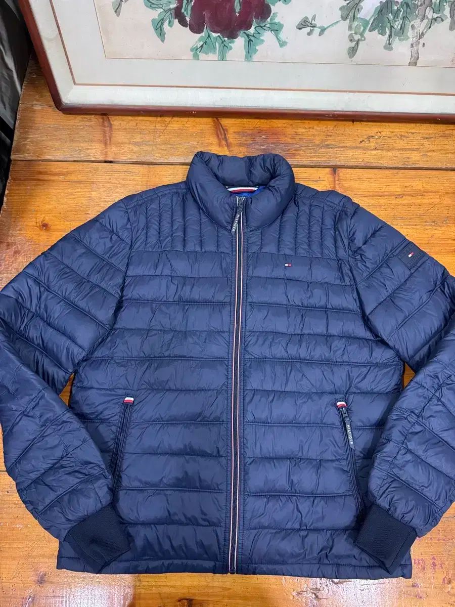 Tommy Hilfiger トミーヒルフィガー ダウンジャケット サイズ L ほぼ