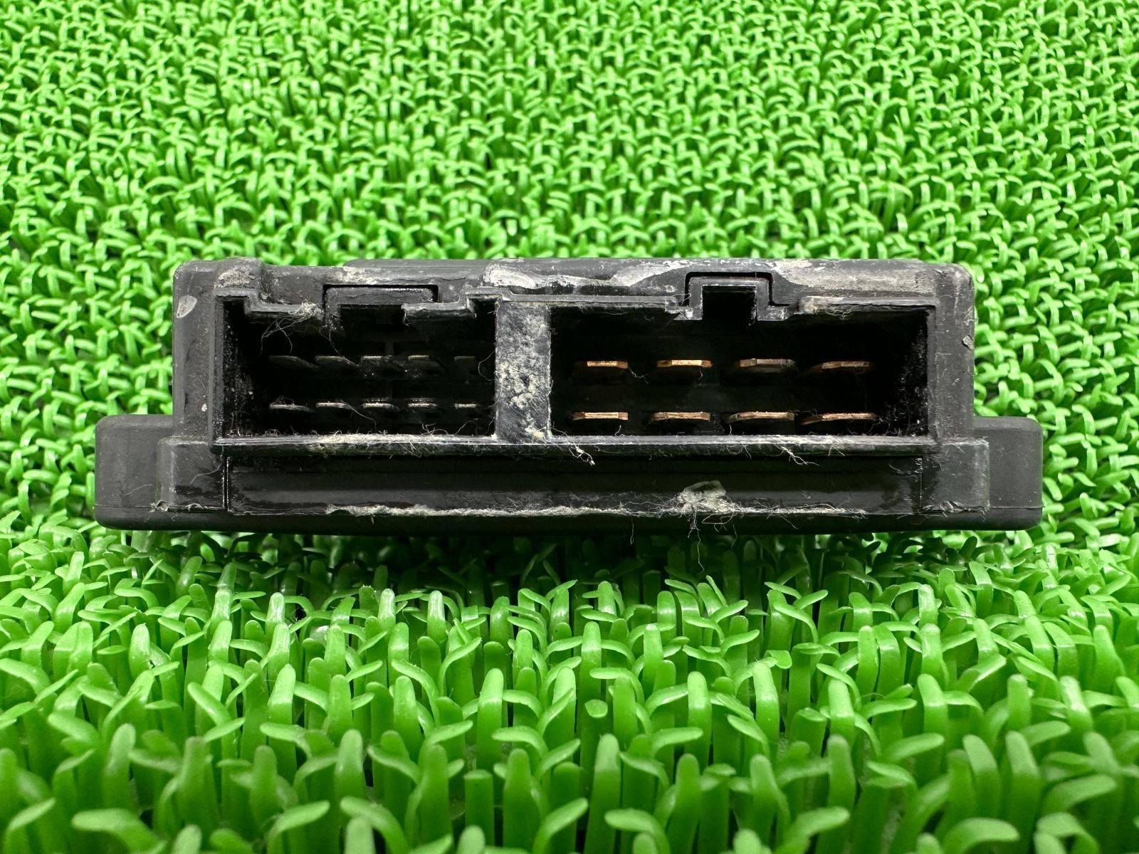 ゼファー400 ヒューズボックス 26021-1079 カワサキ 純正 中古