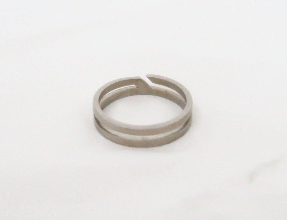 ブラックスター Theater Starless リンドウ リング 13号/ブロマイド