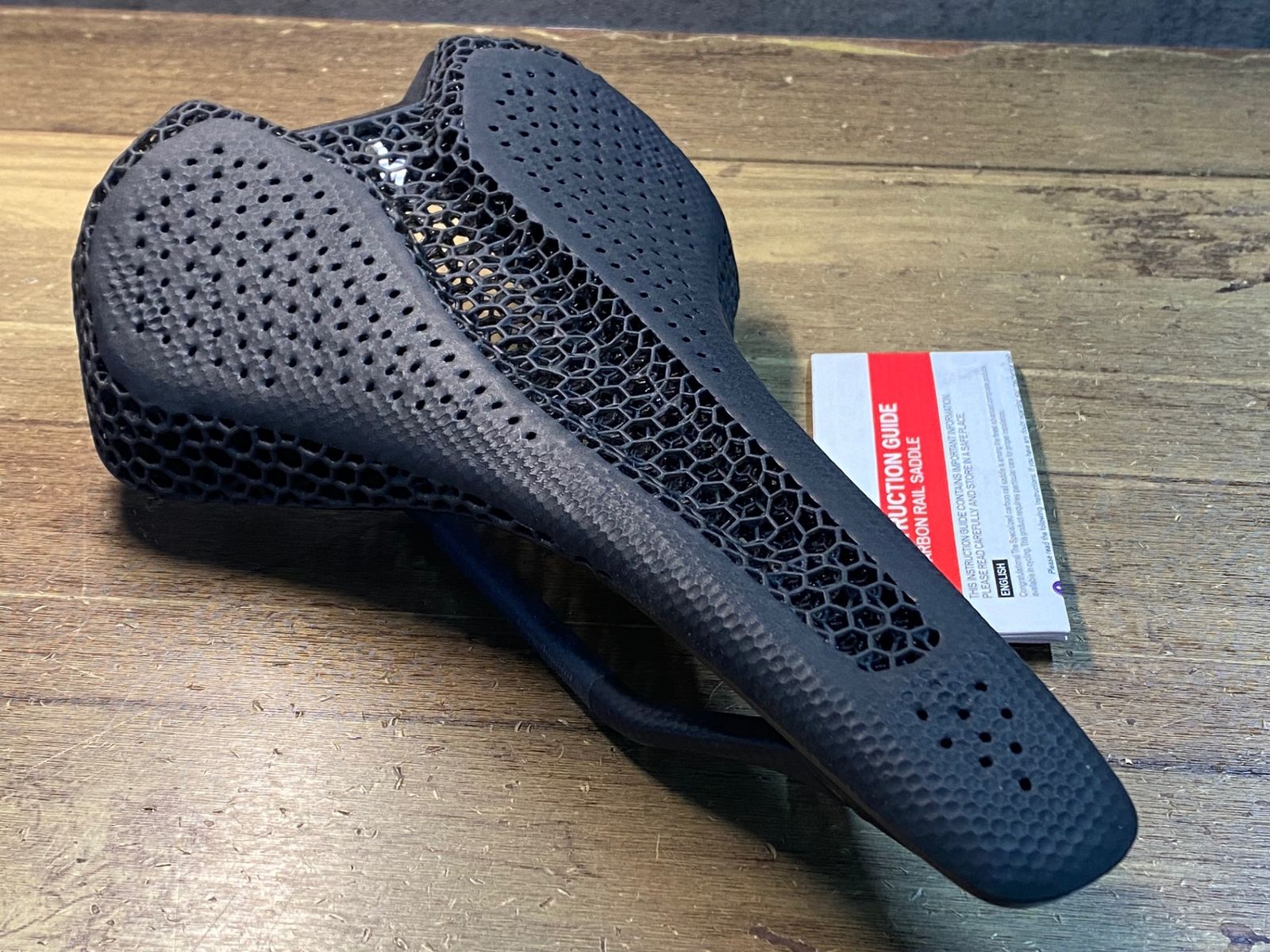 ブロンプトンTライン純正サドルブラック ブロンプトンTライン 純正