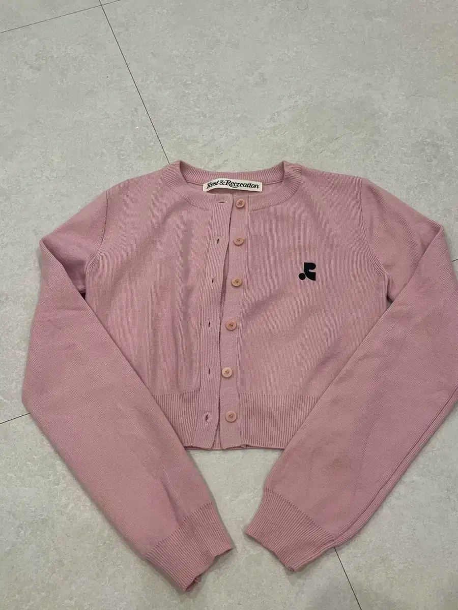  Rest - Recreation レストアンドレクリエーション ＆ クロップド カーディガン ピンク 長袖 カーディガン ボレロ アンサンブル