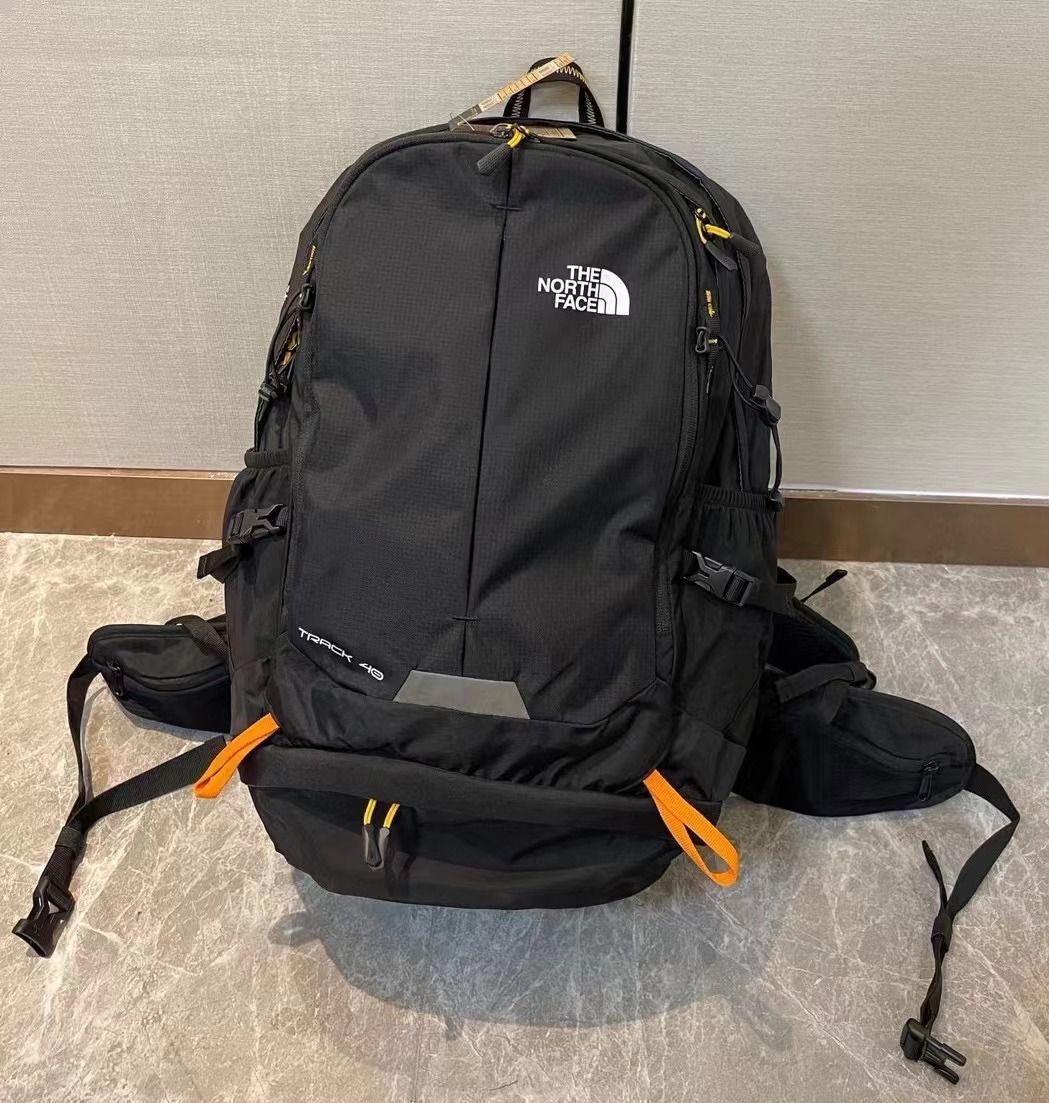 新品 THE NORTH FACE ノースフェイス メンズ レディース リュック 40L 大容量 登山バッグ バックパック 合宿 旅行 おしゃれ -  メルカリ