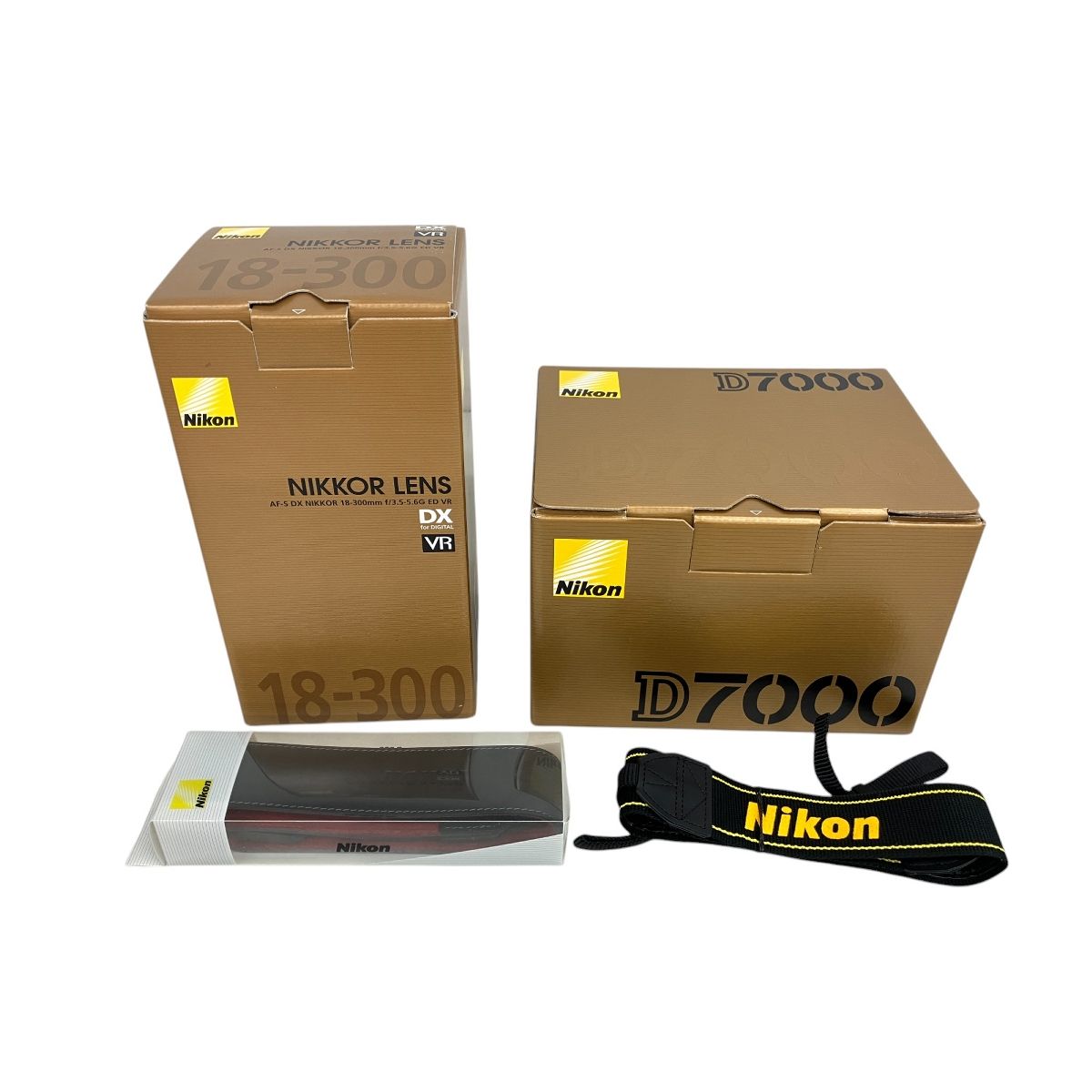 Nikon ニコン D7000 デジタル一眼レフカメラ AF-S 18-300mm 1