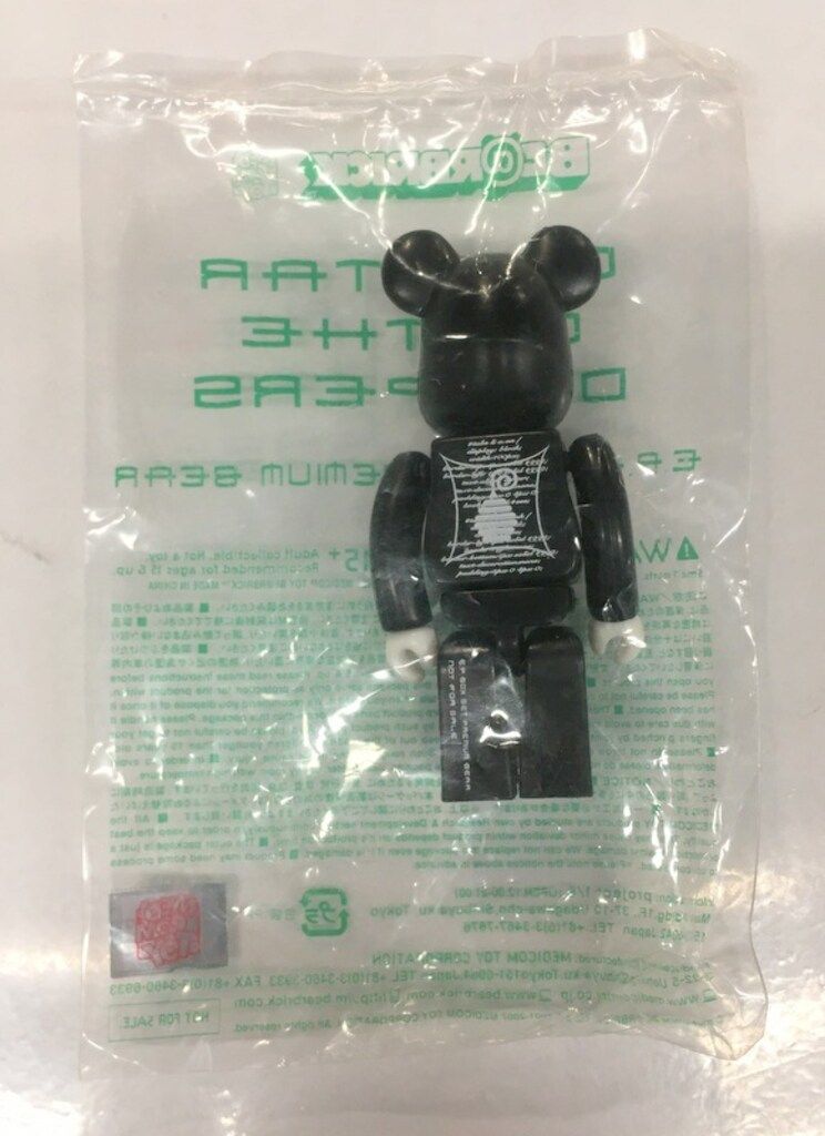 MEDICOMTOY BE@RBRICK COALTAR OF THE DEEPERS 100% 100%