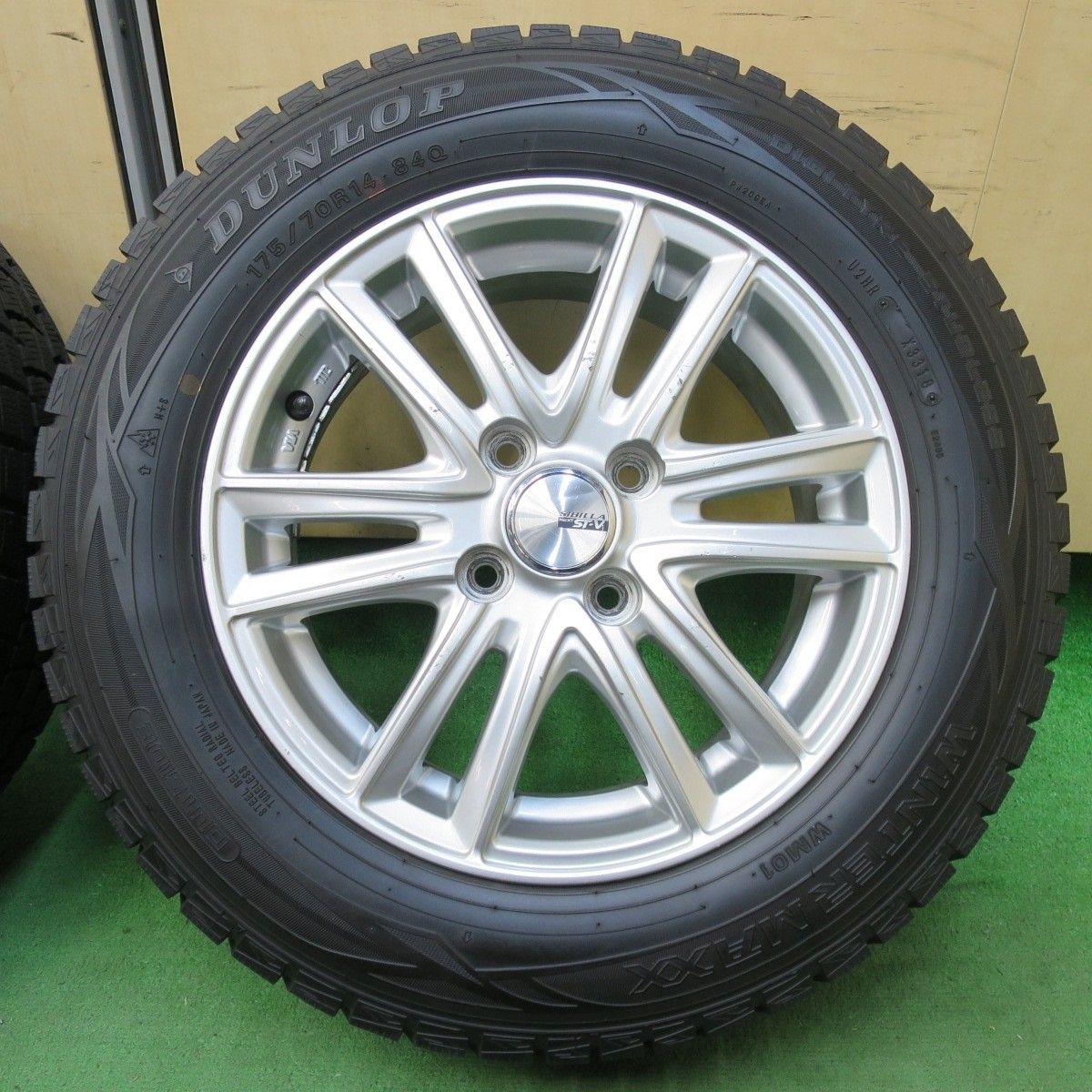 ダンロップ 175⁄70R14 DUNLOP WINTER WM01 MAXX 0 ウィンター