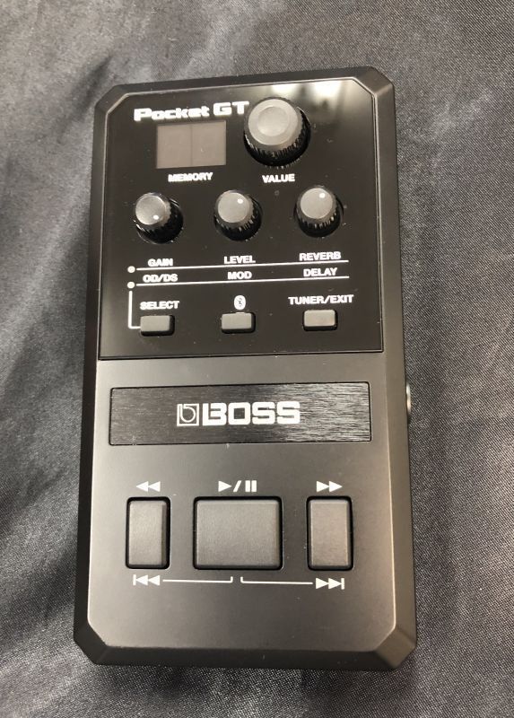 BOSS / POCKET-GT -POCKET EFFECTS PROCESSOR-