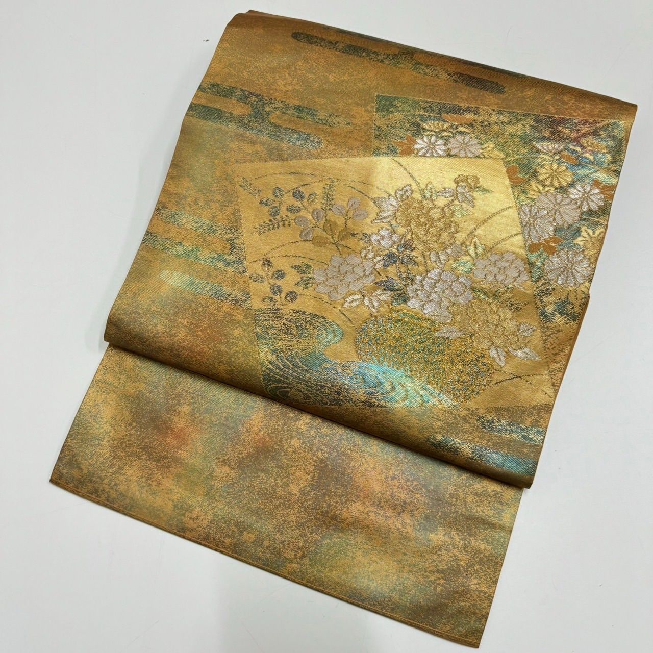 正絹名古屋帯・蒔絵金彩錦