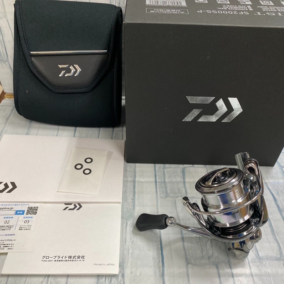 【8時間のみ使用】Daiwa EXIST SF2000SS-P スピニングリール ダイワ スピニングリール イグジスト SF2000SS-P 8時間のみ使用】Daiwa