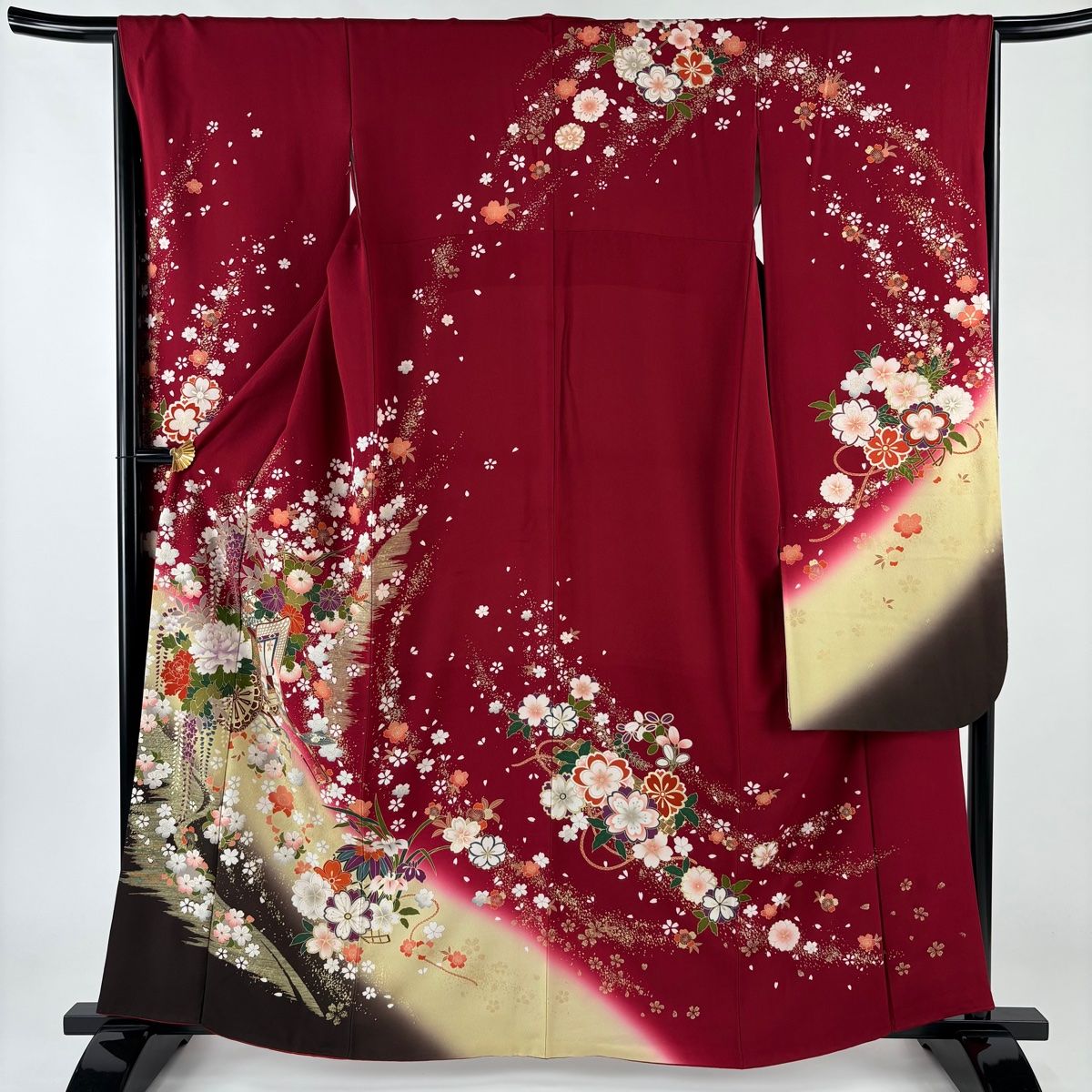 KL1791 振袖 正絹 身丈161.5cm 着物 振袖 身丈161.5cm 裄丈63cm S 袷 蝶 雪芝 金銀彩 ベージュ 正絹