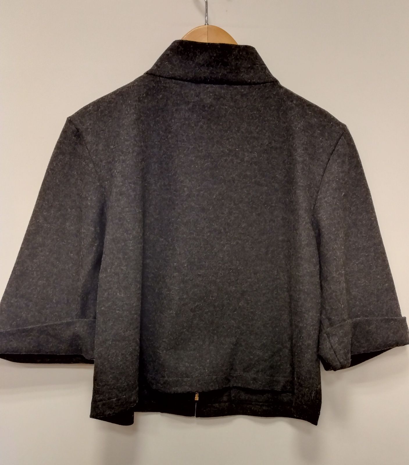 M2 未使用品 アニエスベー agnes.b ノーカラージャケット グレーカラー