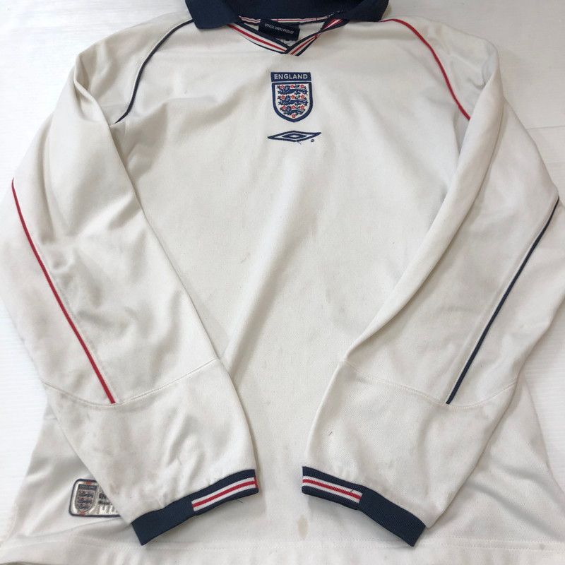 中古品】 UMBRO アンブロ ENGLAND NATIONAL SOCCER TEAM GAME