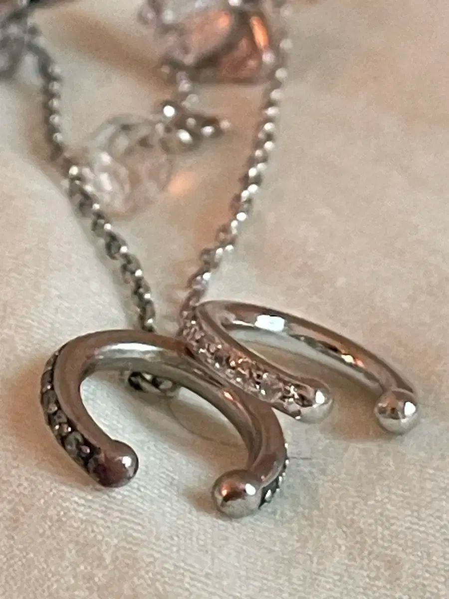 イヤーカフ イヤリング