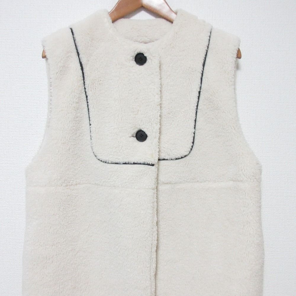 良品 22AW yori ヨリ もこもこロングジレ ノースリーブコート