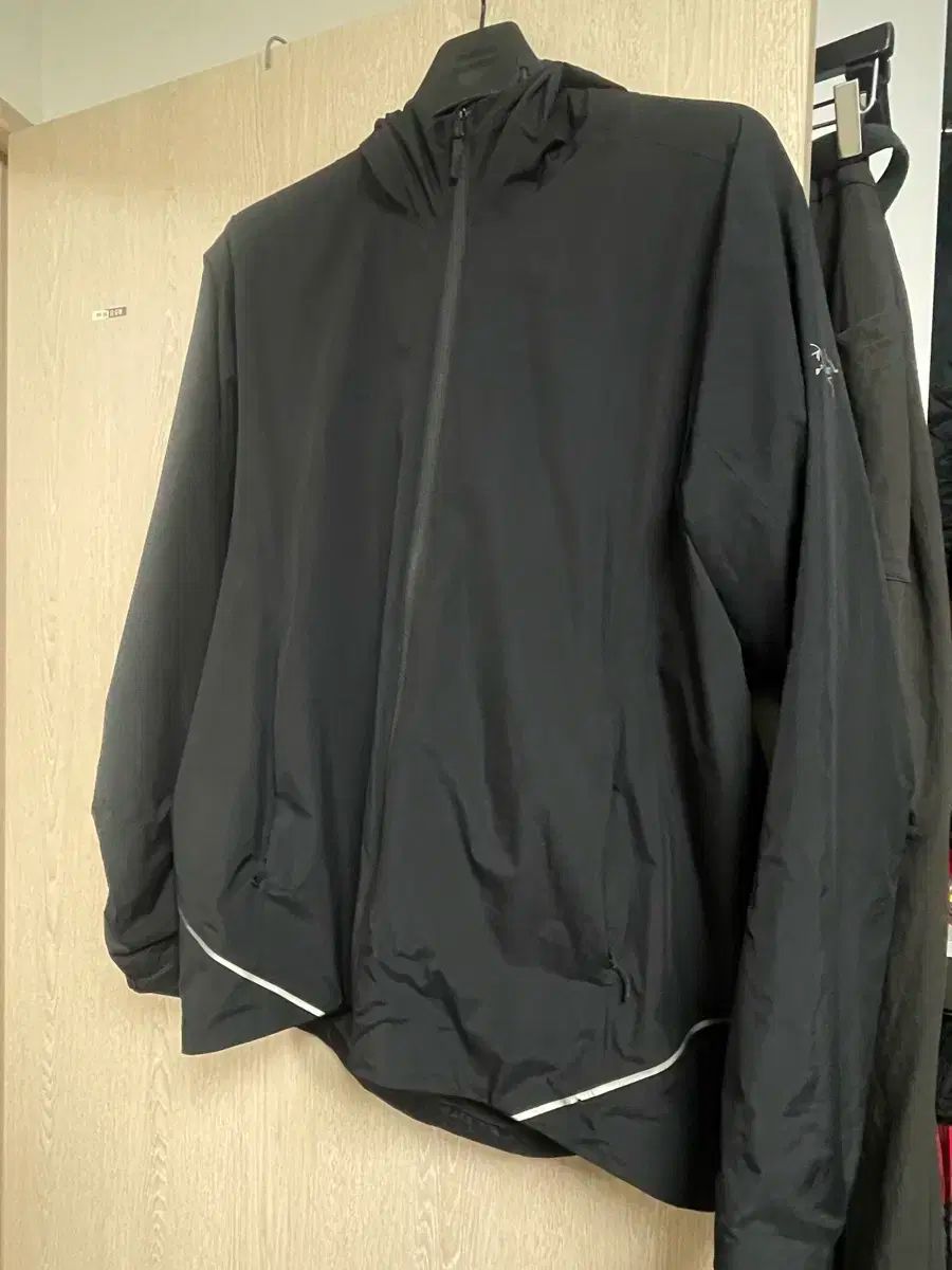 ARC TERYX アークテリクス ソラノパーカー ブラック