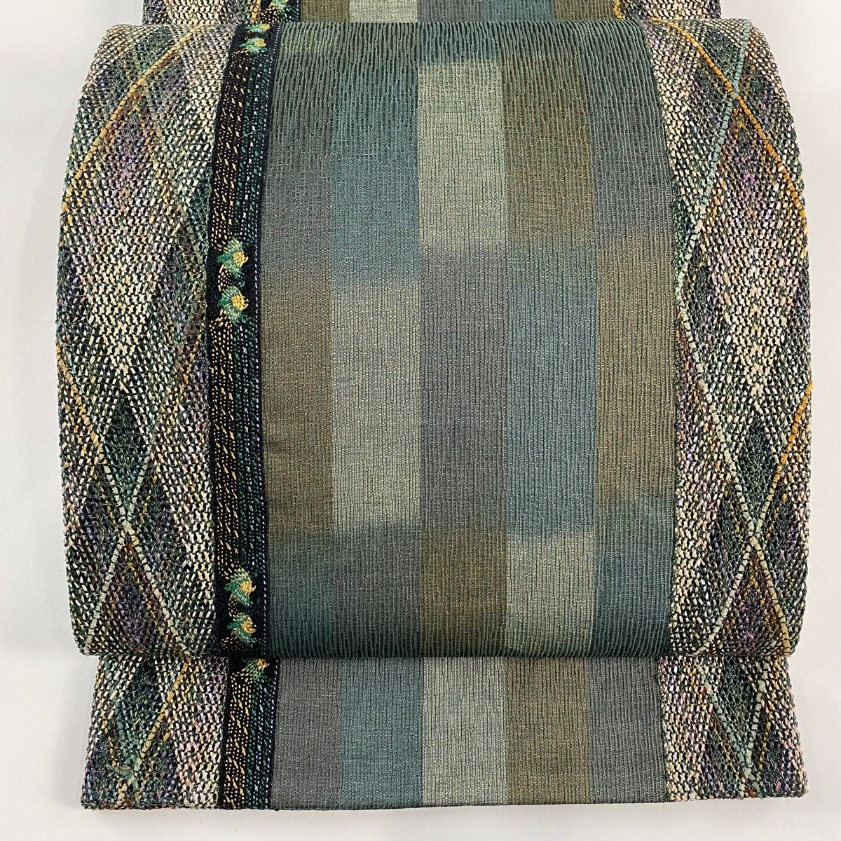 袋帯 美品 秀品 幾何学模様 金糸 緑 全通 正絹 【中古】 - メルカリ